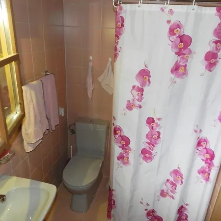 Marmotte- Appartement-fewo- Dusche- Wc 4-bettwohnung By Interhome * Lauenen